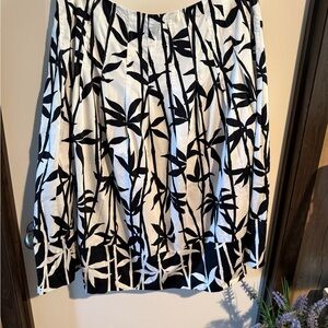 Jones New York Black and White A-Line Skirt